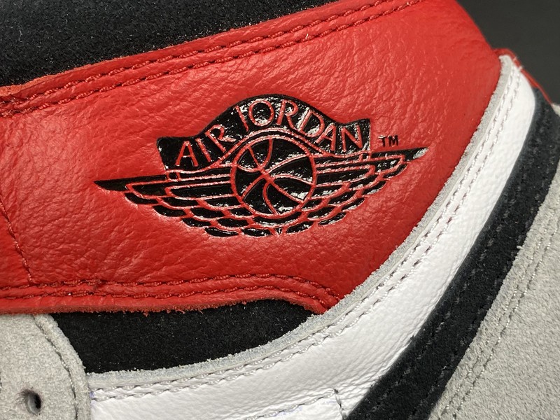 Air Jordan 1 High OG AJ1 Smoke Grey